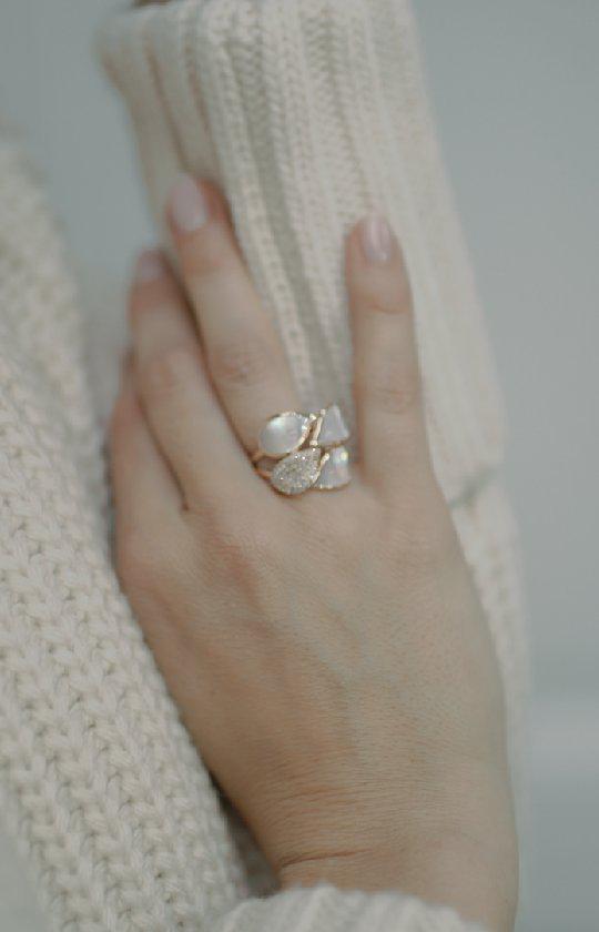 Bigli 20R142Rmpbi Mini Leaves collection - ring in pink gold with white mother of pearl